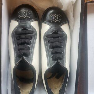 Chanel sneakers with box